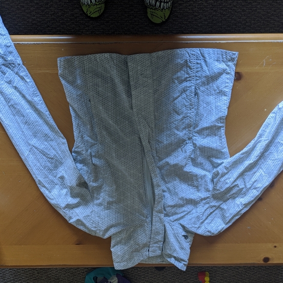 Bench Sweater and Jacket - Picture 2 of 3